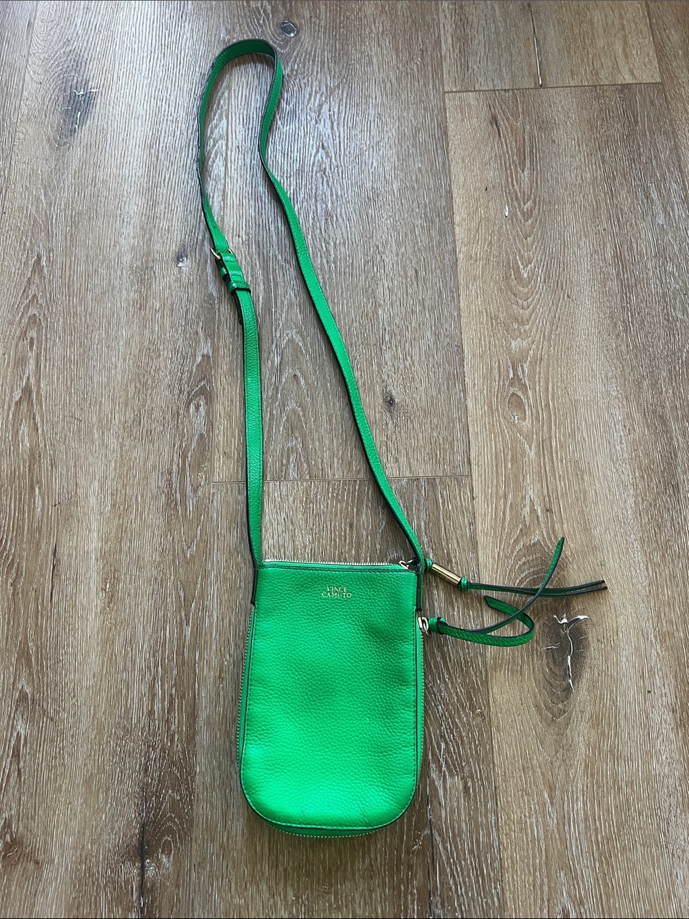 Vince Camuto Green Pebbled Leather Crossbody Phone Bag